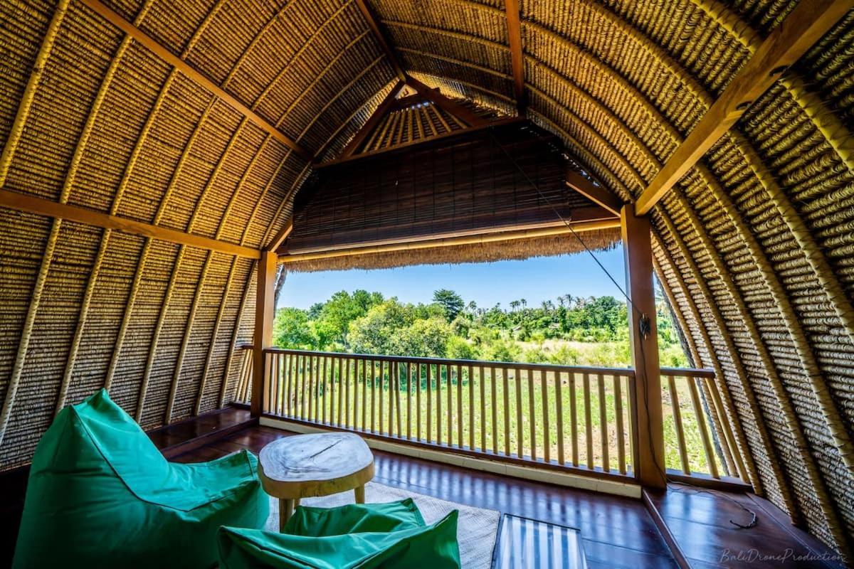 Bunga Laut Bungalow Αμέντ Εξωτερικό φωτογραφία