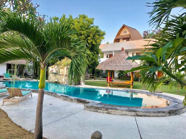 Bunga Laut Bungalow Αμέντ Εξωτερικό φωτογραφία