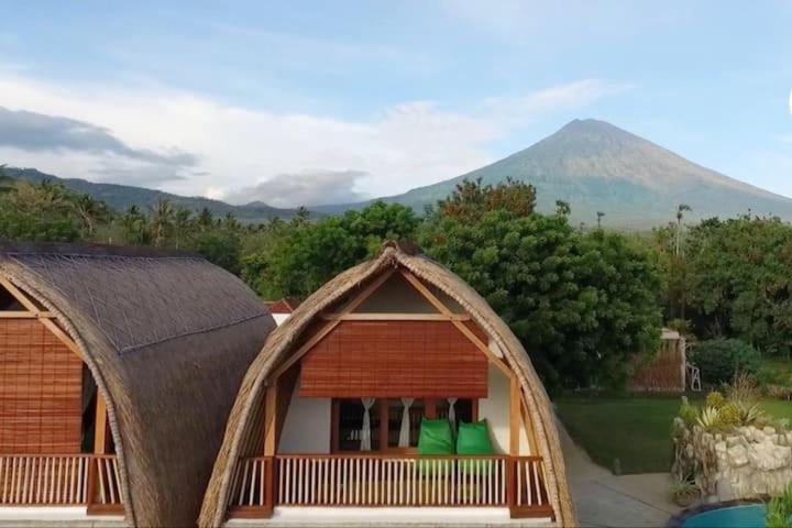 Bunga Laut Bungalow Αμέντ Εξωτερικό φωτογραφία