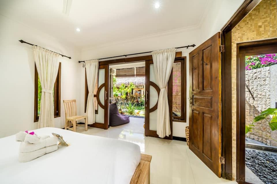 Bunga Laut Bungalow Αμέντ Εξωτερικό φωτογραφία